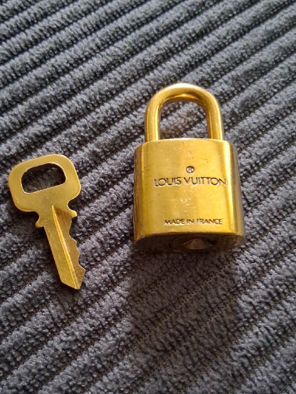 Louis Vuitton Gold-tone LV Padlock with Key #309 - Picture 3 of 3
